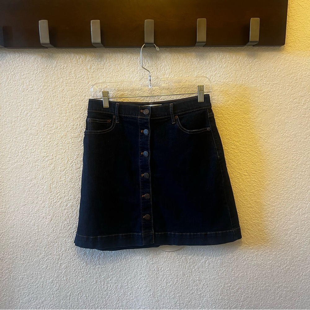 Women’s Old Navy Blackish Blue Denim Button-Front Skirt Size 4